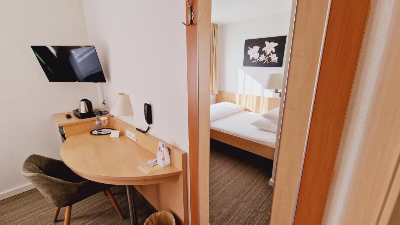 Hotel Garni Superior Metzingen  Eksteriør bilde