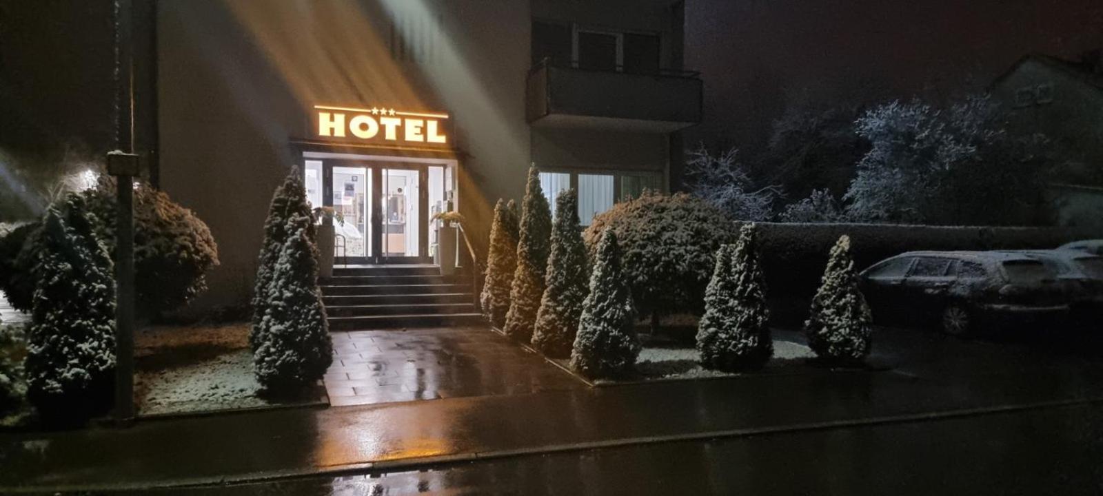 Hotel Garni Superior Metzingen  Eksteriør bilde